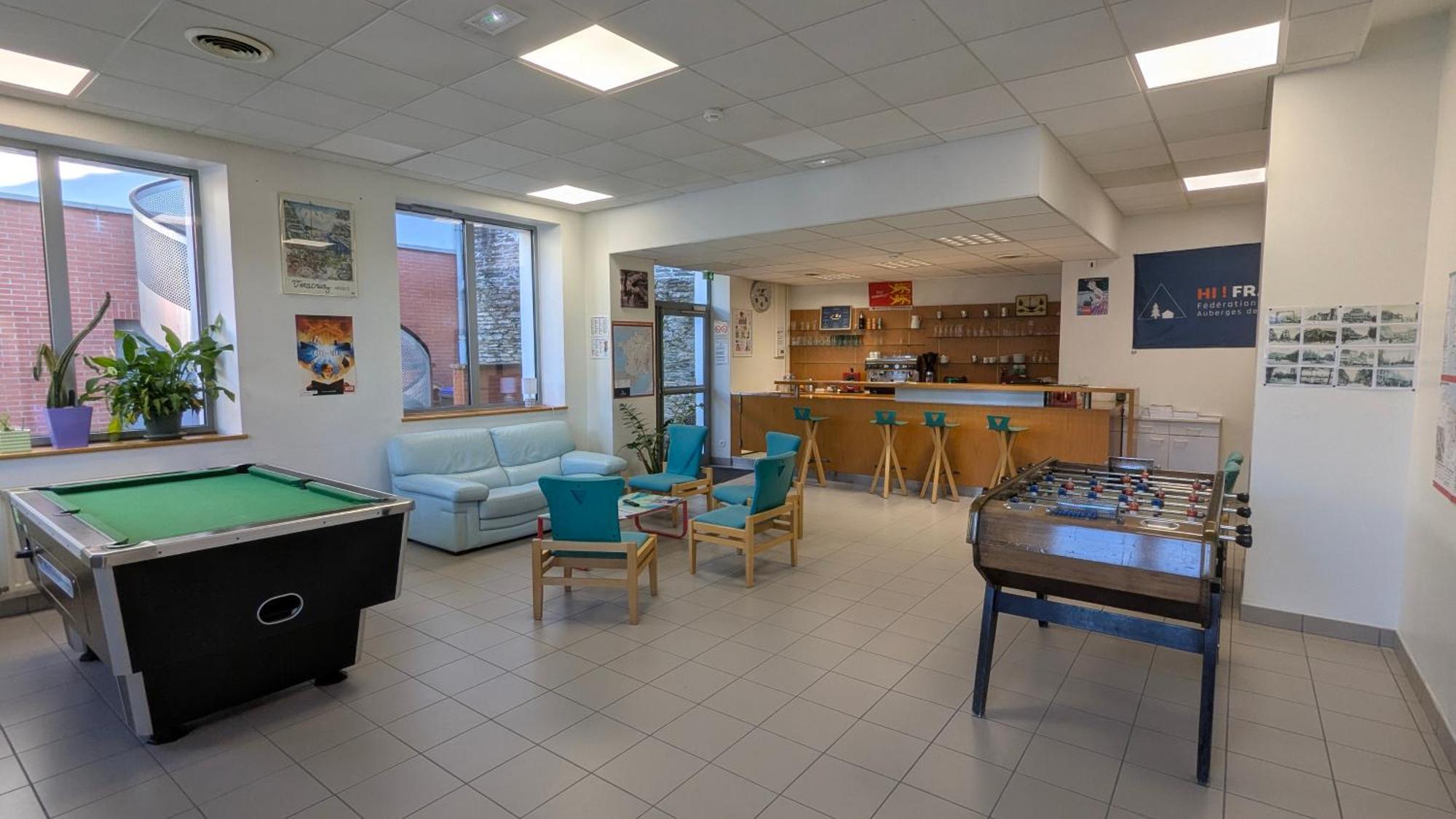 Auberge De Jeunesse Hi Cherbourg 外观 照片